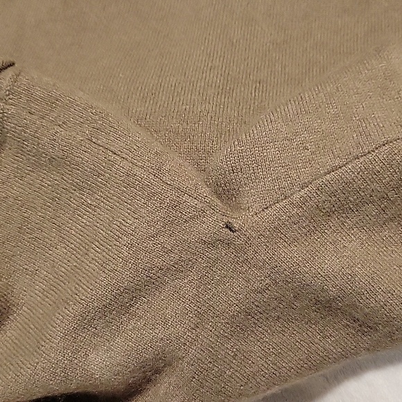 Ellen Tracy Cashmere Sweater - Picture 9 of 9